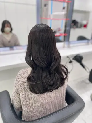 セミロング カラー ヘアアレンジ Ella所属・nana【艶髪】/ レイヤー/縮毛矯正のヘアスタイル