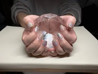 ネイル Rainbow Moonのネイルデザイン