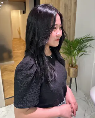 ロング カラー マイ/カットモデル /暖色カラーのヘアスタイル