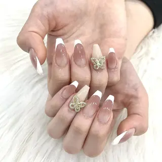 ネイル Salon　Lisia所属・Salon Lisiaのネイルデザイン