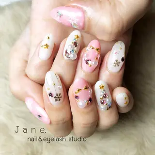 ネイル Yakko pas á pasのネイルデザイン