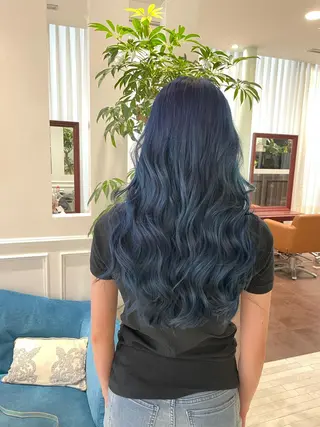 ロング カラー ヘアアレンジ 🧸ハイトーン🧸 ゆっきー🧸のヘアスタイル