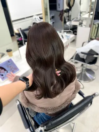 ミディアム カラー カラー特化/似合わせ / yui 🍒のヘアスタイル