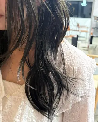 ロング Zoey Ayakaのヘアスタイル