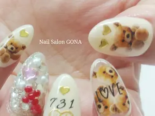 ネイル ネイルサロン& スクールGONAのネイルデザイン