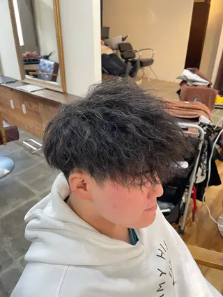 ショート パーマ メンズ SOYON西大寺店所属・ダブルカラー/ 髪質改善💎安藤のヘアスタイル