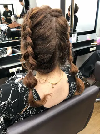 ミディアム ヘアアレンジ 下妻 カラーエクステ難波のヘアスタイル