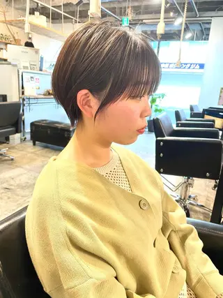 ショート カラー ハイトーン/レイヤー /ウルフ⭐️永田⭐️のヘアスタイル