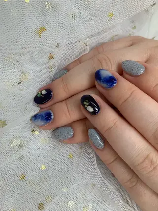 ネイル Miouミオン ネイルサロンのネイルデザイン