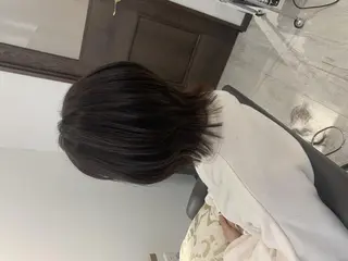 ミディアム 瀬尾 由希菜のヘアスタイル
