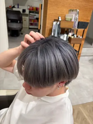 カラー 渡邊 玲来のヘアスタイル