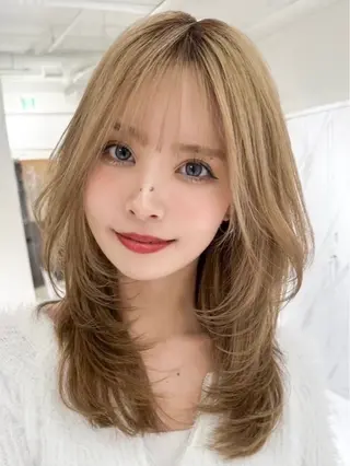 ロング REVE所属・TAKU 美容師のヘアスタイル