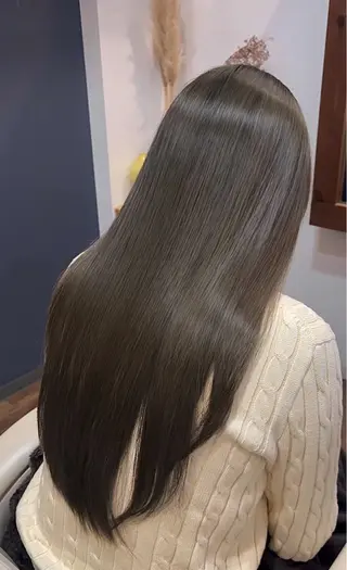 ロング リム所属・オヤマ タケアキのヘアスタイル