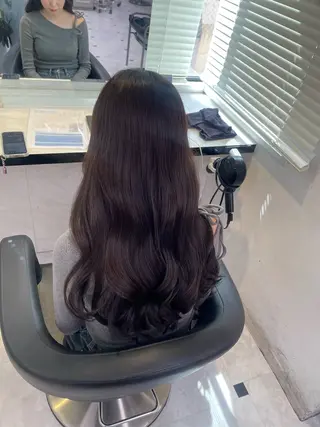 セミロング うる艶トレンドヘア 🕊️上野BABYのヘアスタイル