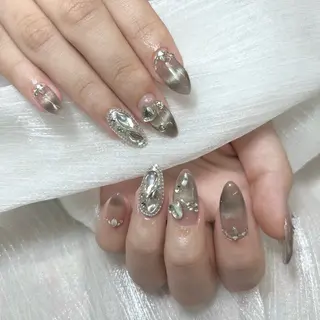 ネイル Tagi 銀座所属・Tagi Nail 銀座店のネイルデザイン