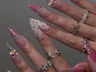 ネイル 高橋 真央のネイルデザイン