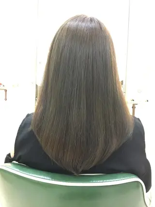 セミロング カラー kahuli  hair Ulu 「カーフリヘアウル」所属・鎗田 健のヘアスタイル