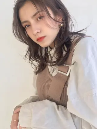 ミディアム 鎌倉 彩のヘアスタイル