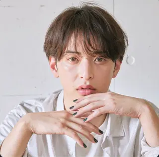 ミディアム メンズ 板岡 丈一のヘアスタイル