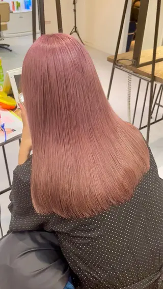 ロング メンズバレイヤージュ 斉藤春のヘアスタイル