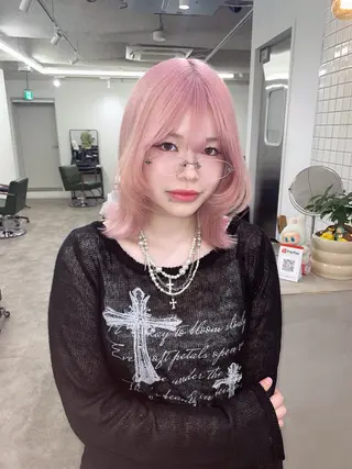 ミディアム ハイトーン/ピンク カラー/めい🎀のヘアスタイル