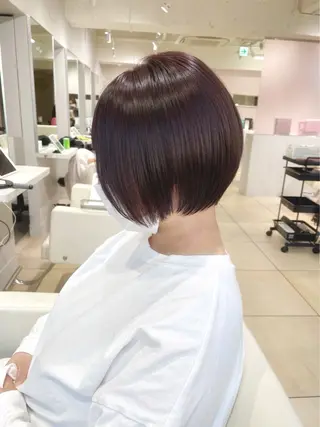 ショート 海外風レイヤー🎀 新宿MOMOKA🍑のヘアスタイル