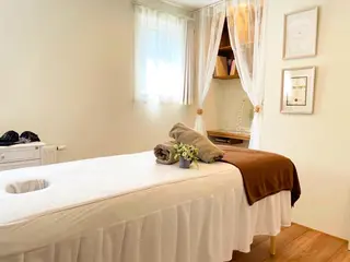 小顔コルギ＆オイル アンドエスのエステ・リラクイメージ