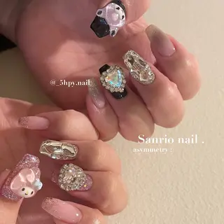 ネイル émure. / パラジェル認定のネイルデザイン