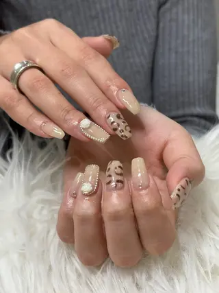 ネイル GO TODAY シェアサロン 渋谷Orla店所属・シオリ ⪩⪨のネイルデザイン