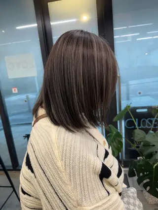 ミディアム EGAO所属・yuuka🌻 ハイライト/艶カラーのヘアスタイル