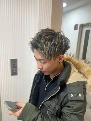 パーマ メンズ 亀井寿葵  京橋 /韓国ヘア/レイヤーのヘアスタイル