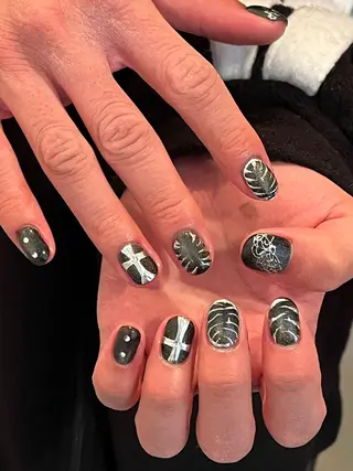 ネイル 文 /個性派ネイルのネイルデザイン