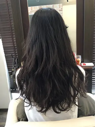 ロング パーマ Re-PEP所属・Re-PEP 大城のヘアスタイル