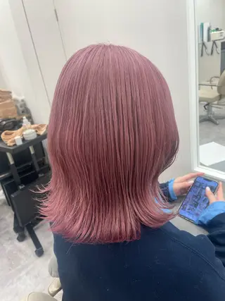 ミディアム 早坂 美咲のヘアスタイル