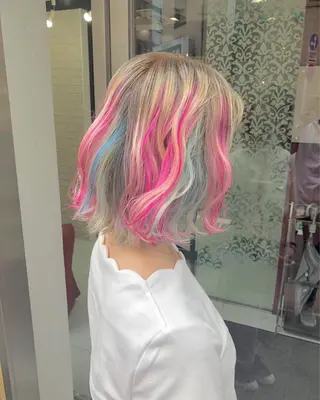 ミディアム カラー トップスタイリスト 小澤純一のヘアスタイル