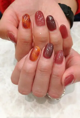 ネイル 會田 瑠衣のネイルデザイン