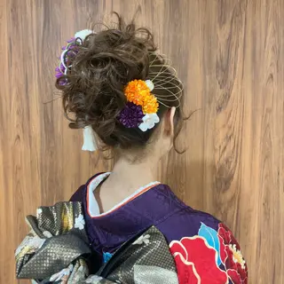 セミロング ヘアアレンジ 山田 里美のヘアスタイル