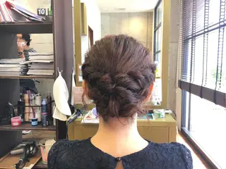 セミロング ヘアアレンジ ツイスパ・波巻き 🩵片平和香奈のヘアスタイル