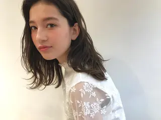 セミロング カラー ヒロミ/アレンジ/ アンニュイ/透け感のヘアスタイル