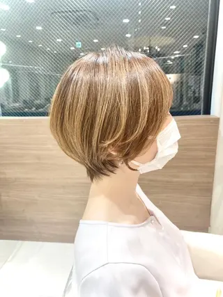 ショート カラー 横山 直輝のヘアスタイル