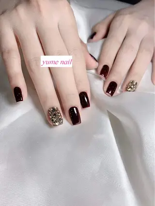 ミディアム ヒエン NAILのネイルデザイン
