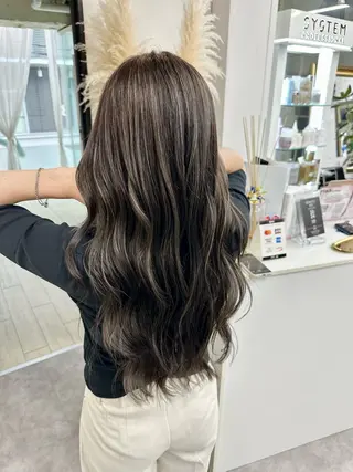 ロング カラー 笹江 瑞穂のヘアスタイル