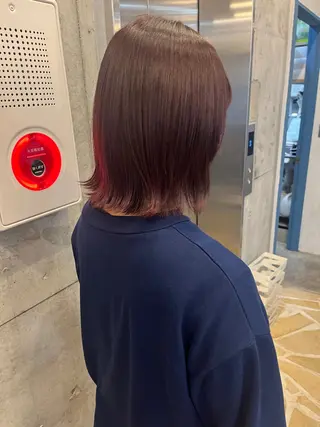 カラー 友花 暗髪／ナチュラルのヘアスタイル