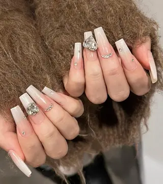 ネイル エ リのネイルデザイン