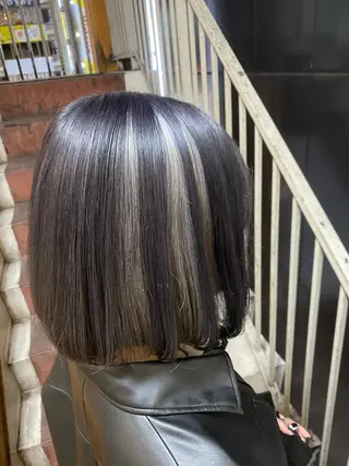 ショート カラー 🌟トップデザイナー 高橋🌟のヘアスタイル