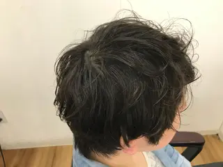 メンズ ハイトーン髪質改善 家中貴典のヘアスタイル