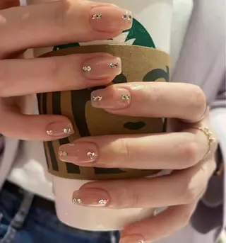 ミディアム めぐみのネイルサロン 惠のネイルデザイン