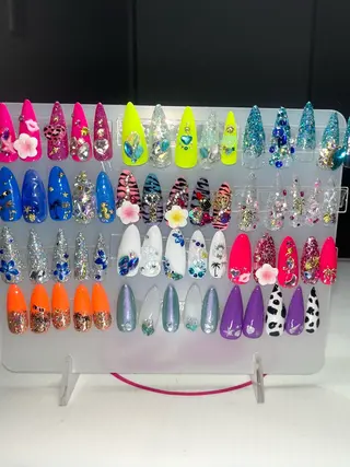 ネイル 川崎 友美のネイルデザイン