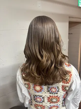 セミロング カラー 🩵似合わせカット SEIRA🩵のヘアスタイル