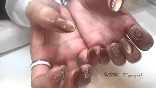 ネイル 【寺岡】 ロイヤル•セラピストのネイルデザイン